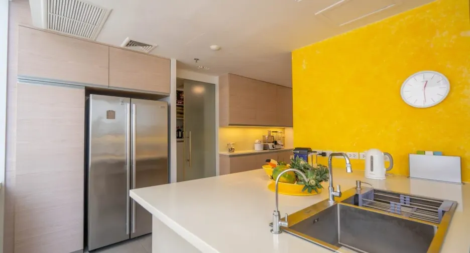 Wohnung zur Miete mit 3 Zimmer in Pathum Wan, Bangkok