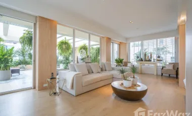 Wohnung zur Miete mit 3 Zimmer in Pathum Wan, Bangkok