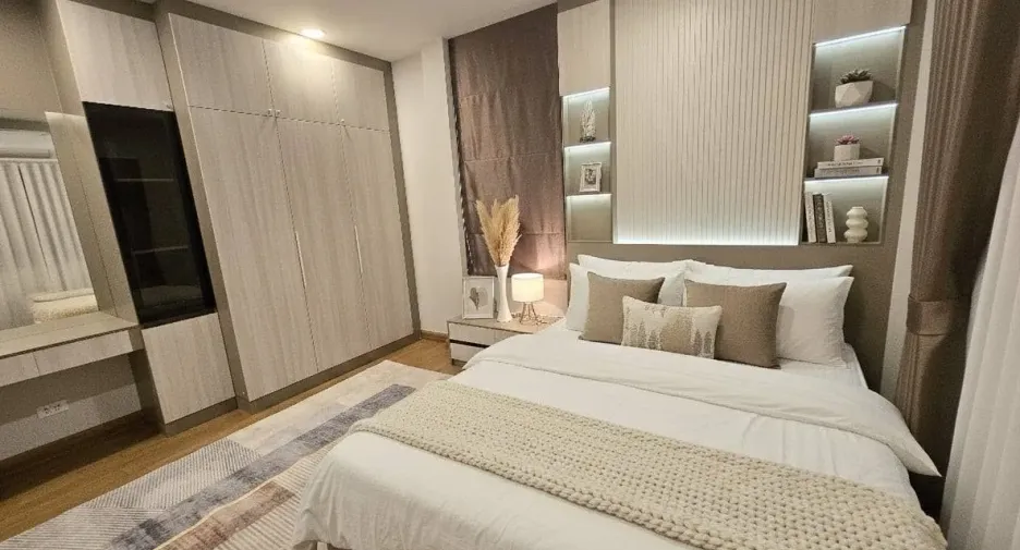 For rent 4 bedrooms house in Bang Phli, Samut Prakan