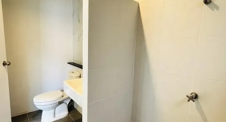 Casa en venta de 4 habitaciones en San Kamphaeng, Chiang Mai