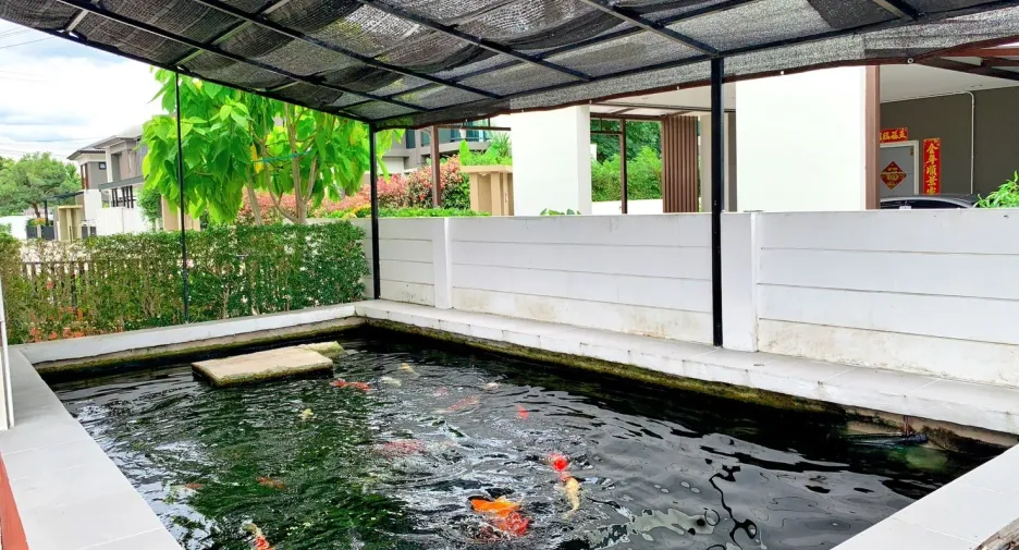 Casa en venta de 4 habitaciones en San Kamphaeng, Chiang Mai