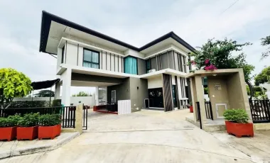 Casa en venta de 4 habitaciones en San Kamphaeng, Chiang Mai