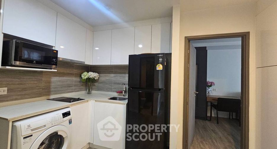 For rent 2 bedrooms condo in Khlong Toei, Bangkok