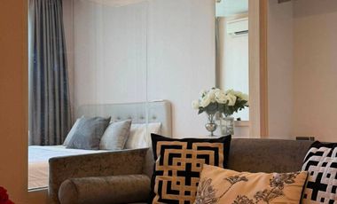 Condo en alquiler y en venta de 1 habitaciones en Watthana, Bangkok