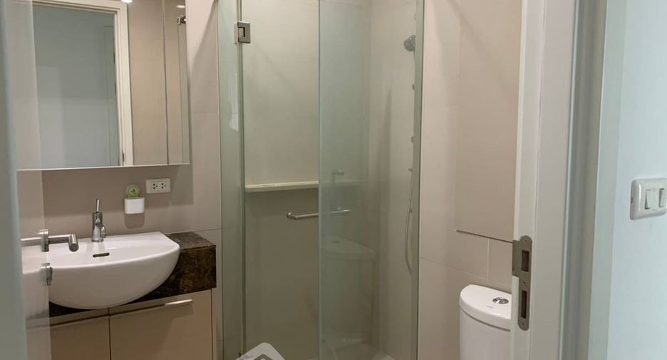Condo en alquiler y en venta de 2 habitaciones 
