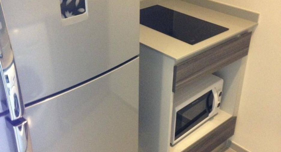 For sale 1 bed condo in Huai Khwang, Bangkok