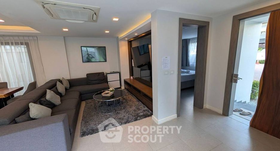 For sale 8 ベッドルーム villa in Jomtien, Pattaya