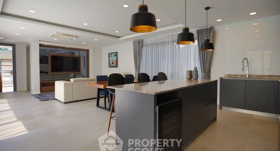 For sale 5 ベッドルーム villa in Jomtien, Pattaya