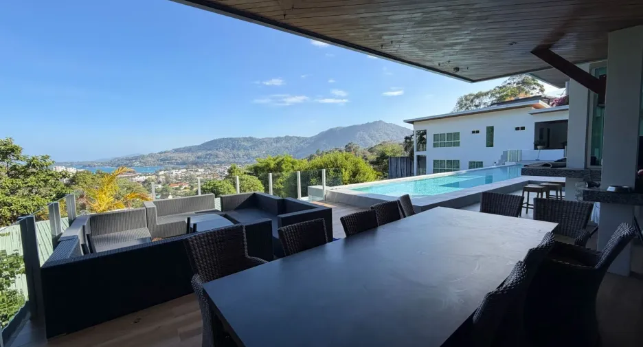 Villa en alquiler de 8 habitaciones en Kathu, Phuket
