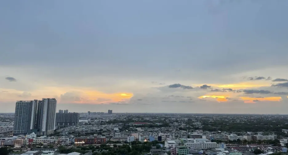 Wohnung zum Kauf mit 1 Zimmer in Phasi Charoen, Bangkok