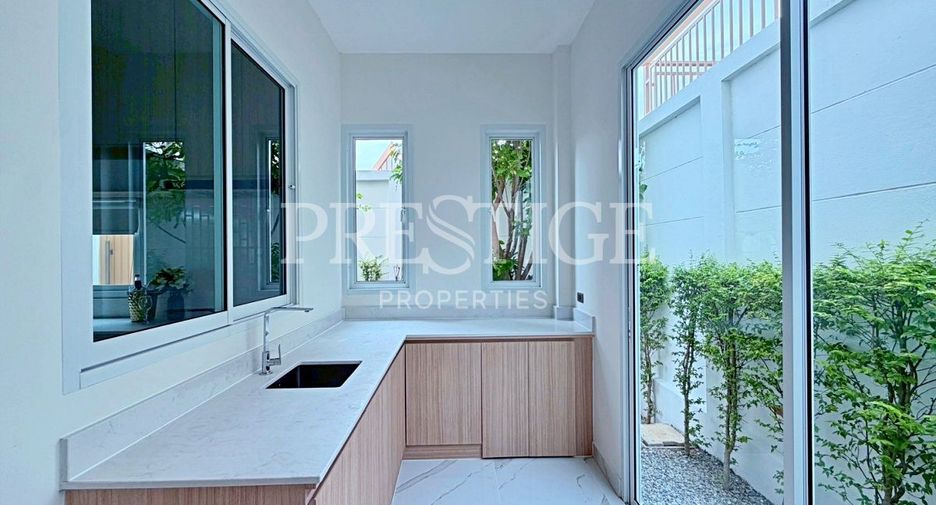 À louer 3 chambres maison à Bang Lamung, Chonburi