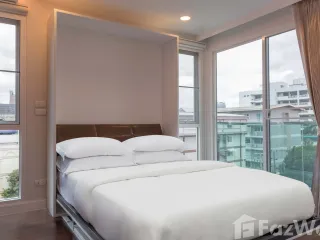 Аренда 2 спальни кондо в Кхлонг Тоеи, Бангкок