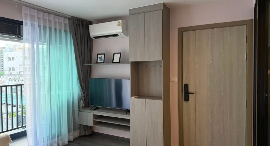 ขาย และ ให้เช่า 2 ห้องนอน คอนโด 