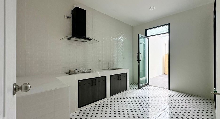 For sale 3 bedrooms house in Mueang Phuket, Phuket