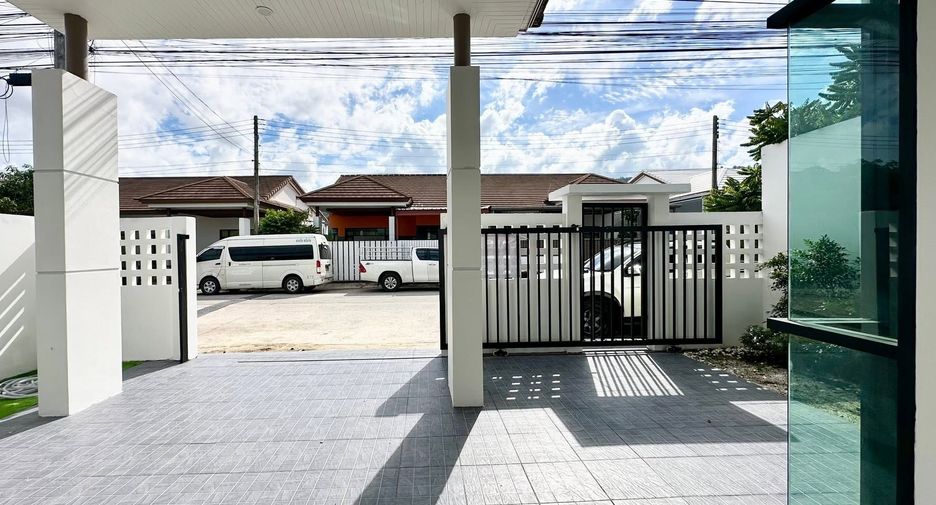 For sale 3 bedrooms house in Mueang Phuket, Phuket