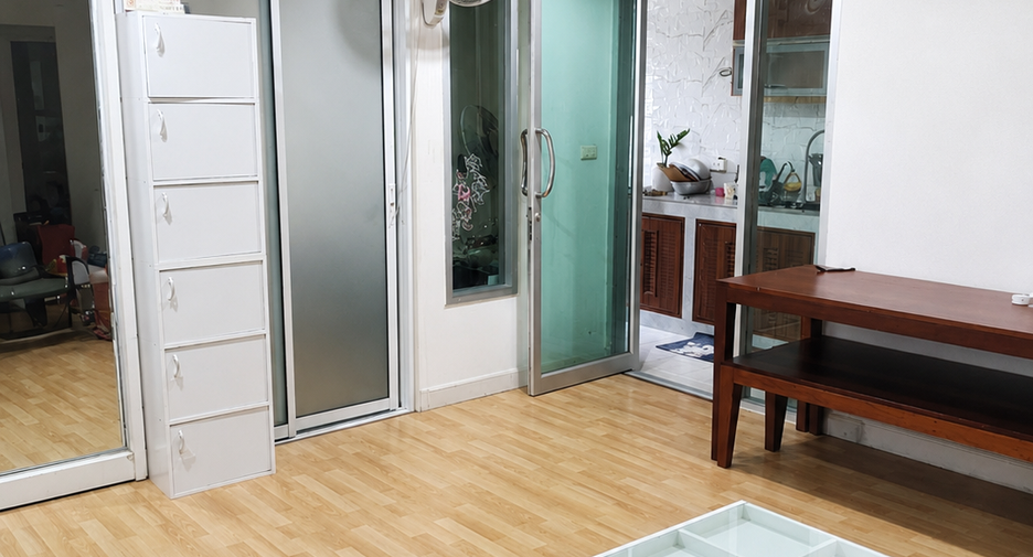 À vendre 1 chambre condo à Bang Kho Laem, Bangkok