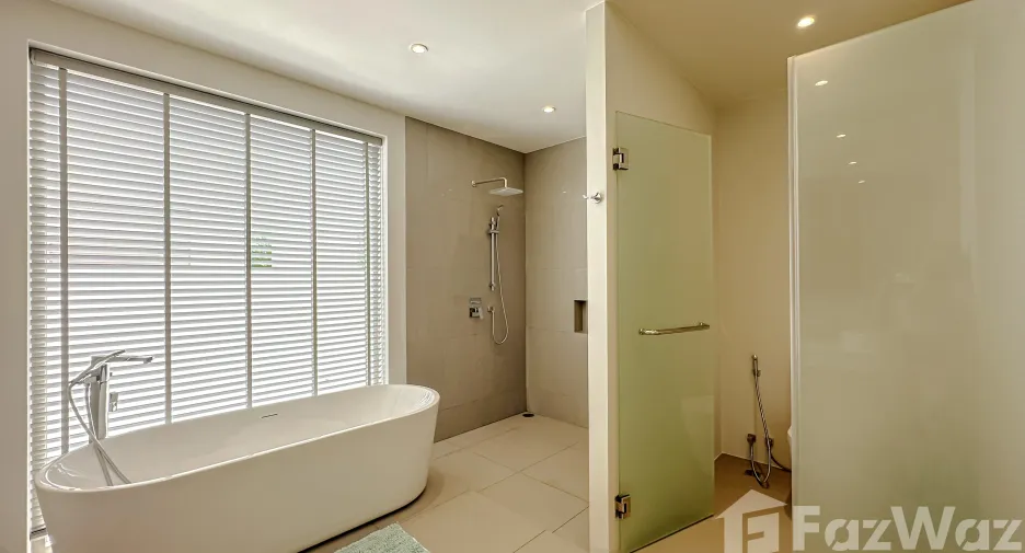 Villa en alquiler de 5 habitaciones en Thalang, Phuket