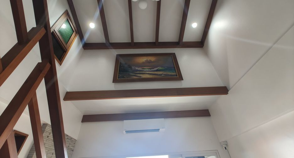 For sale 3 bedrooms condo 