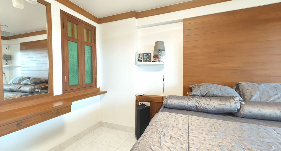 For sale 3 bedrooms condo 