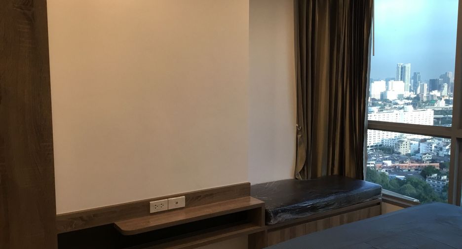 For sale 2 ベッドルーム condo in Bang Sue, Bangkok