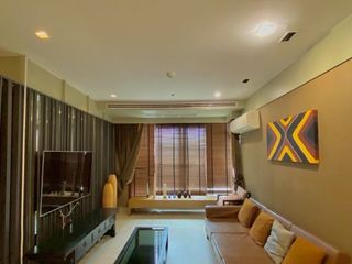 Condo en alquiler de 3 habitaciones en Khlong Toei, Bangkok