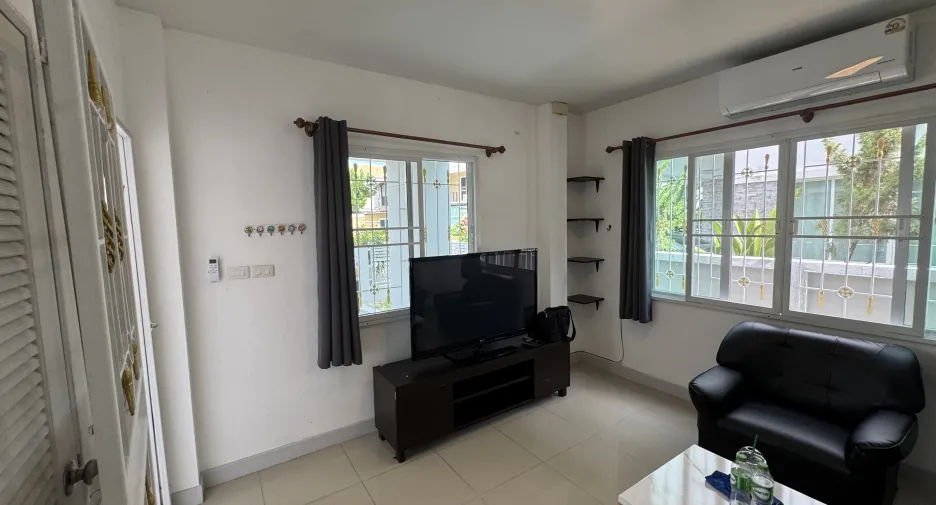 For rent 3 bedrooms house in Bang Lamung, Chonburi