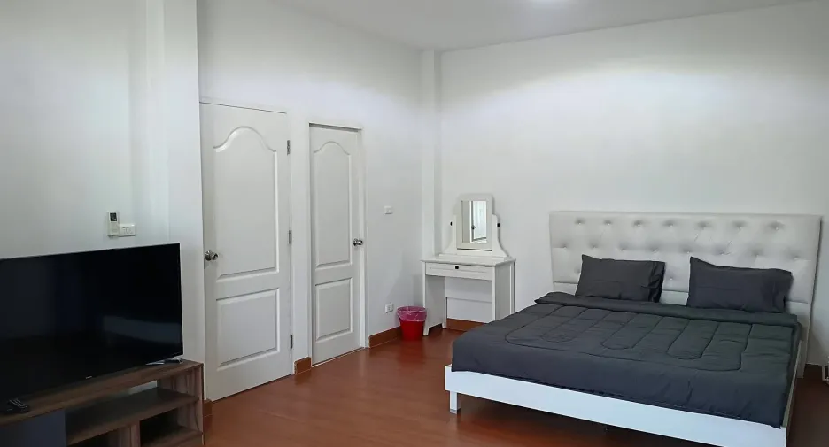 À louer 3 chambres maison à East Pattaya, Pattaya