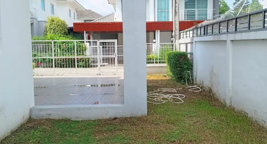 À louer 3 chambres maison à East Pattaya, Pattaya