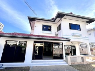 À louer 4 chambres villa à Bang Lamung, Chonburi