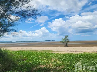 For sale land in Mueang Chumphon, Chumphon
