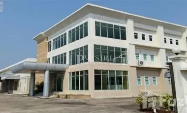 Haus zum Kauf mit Studio in Krathum Baen, Samut Sakhon