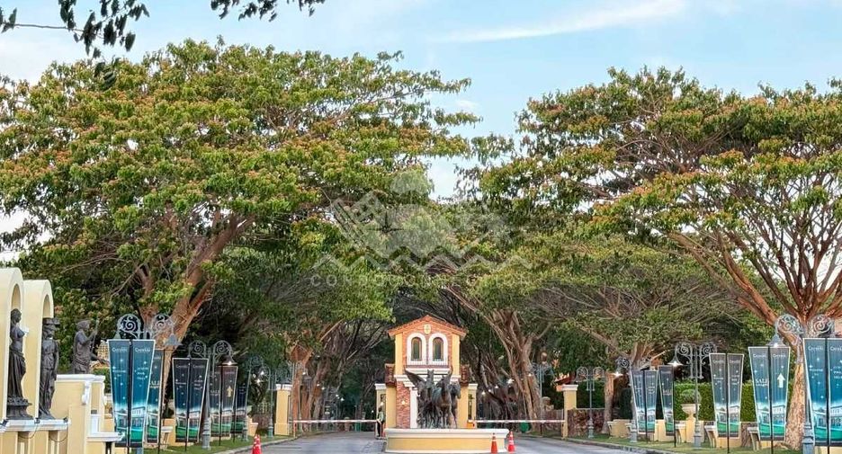 À louer 4 chambres maison à Huay Yai, Pattaya