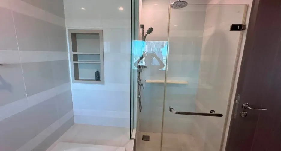 For sale and for rent 2 bedrooms condo in Khlong Toei, Bangkok