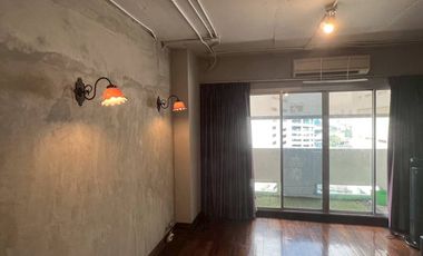 À vendre 2 chambres condo à Khlong Toei, Bangkok