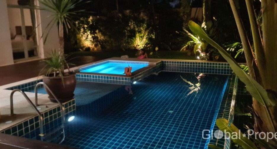 À vendre 4 chambres maison à Jomtien, Pattaya