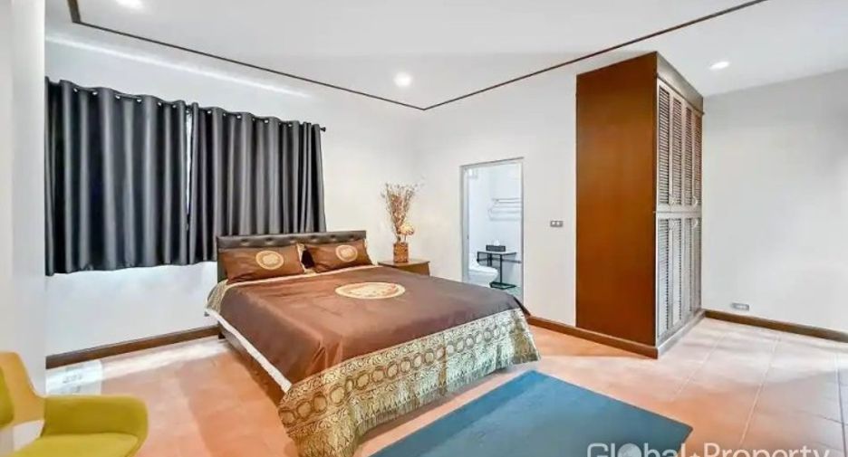 À vendre 4 chambres maison à Jomtien, Pattaya