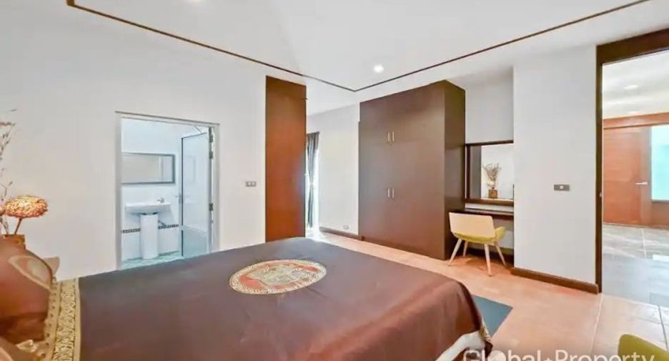 À vendre 4 chambres maison à Jomtien, Pattaya