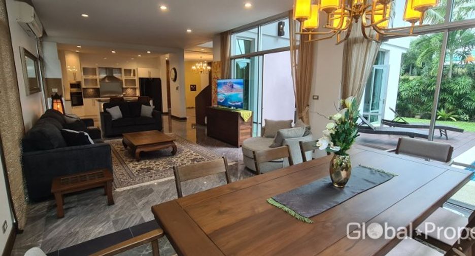 À vendre 4 chambres maison à Jomtien, Pattaya