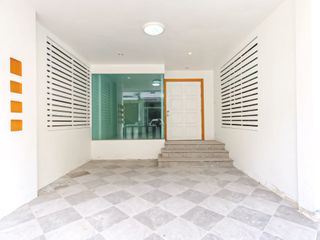 Casa adosada en venta de 5 habitaciones en Wang Thonglang, Bangkok