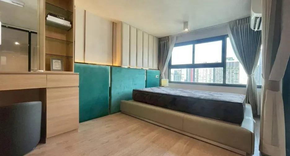 For rent 2 ベッドルーム condo in Huai Khwang, Bangkok