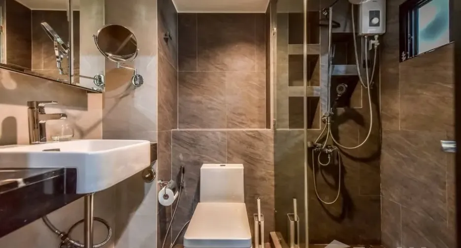 À vendre studio condo à Yan Nawa, Bangkok