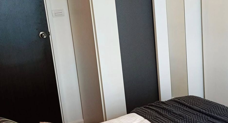 For sale 1 bed condo in Mueang Samut Prakan, Samut Prakan