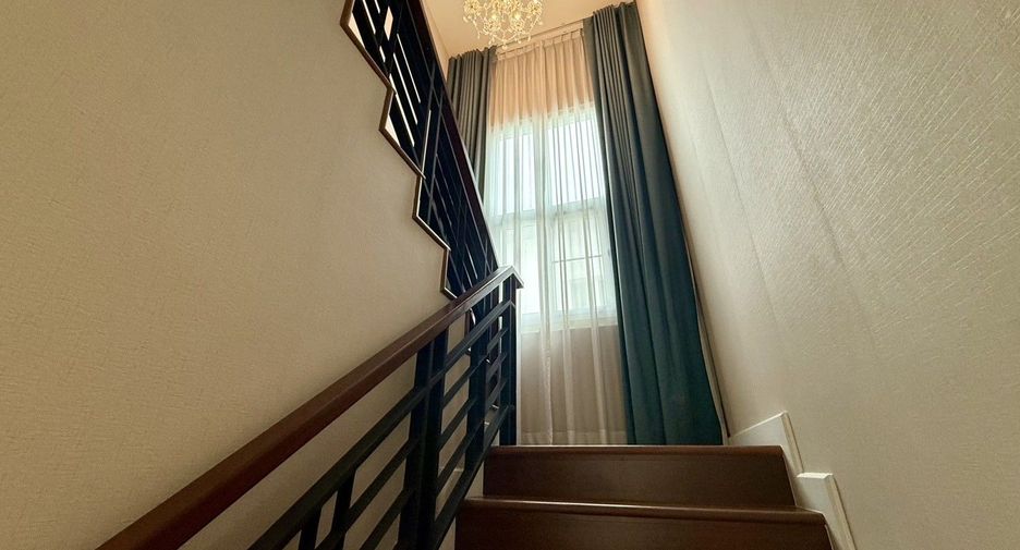 Casa en alquiler de 4 habitaciones en Prawet, Bangkok