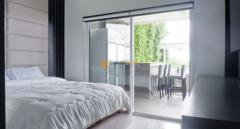 For sale 4 bedrooms house in Bang Lamung, Chonburi