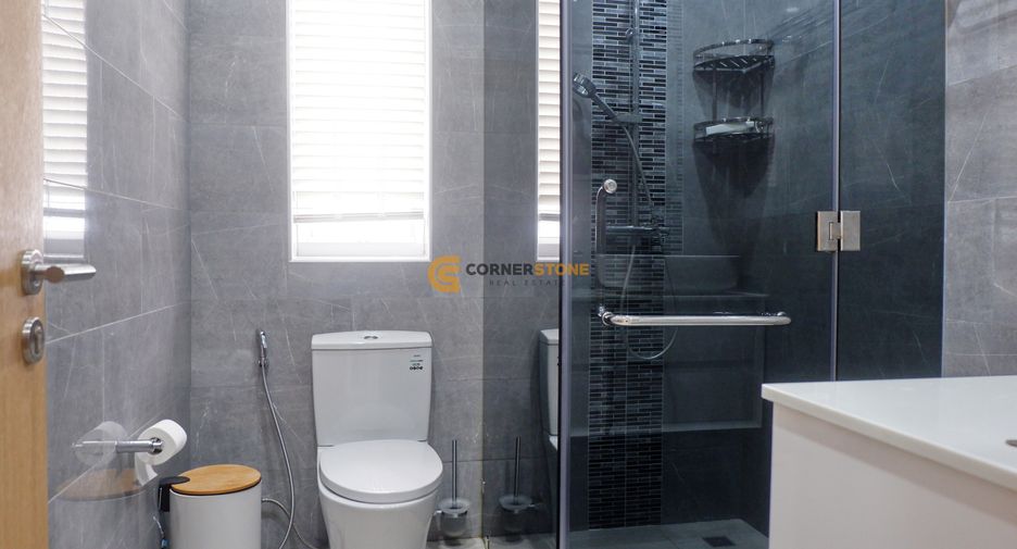 For sale 4 bedrooms house in Bang Lamung, Chonburi