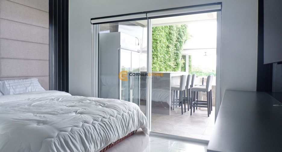 For sale 4 bedrooms house in Bang Lamung, Chonburi