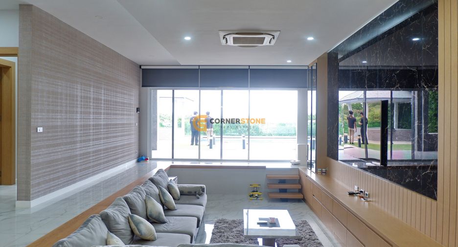 For sale 4 bedrooms house in Bang Lamung, Chonburi