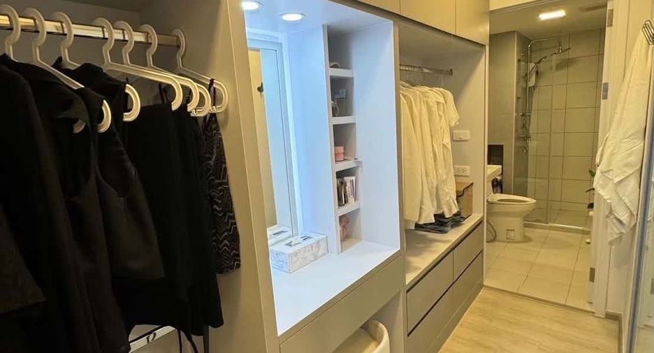 Condo en alquiler de 1 habitaciones en Phra Khanong, Bangkok