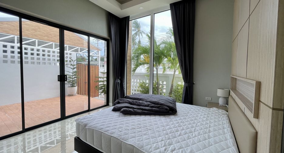 For rent 3 bedrooms villa in Hua Hin, Prachuap Khiri Khan