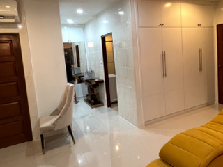 For sale 2 bedrooms condo in Din Daeng, Bangkok